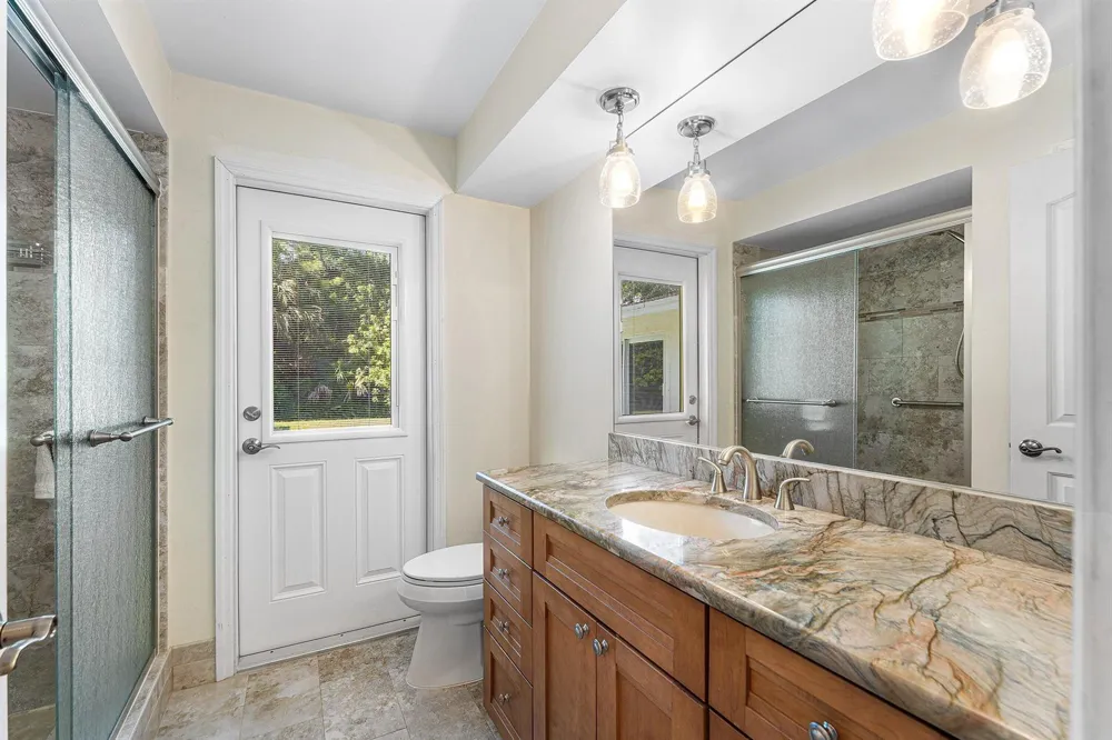 8645 Square Lake Drive Palm Beach Gardens, FL 33418