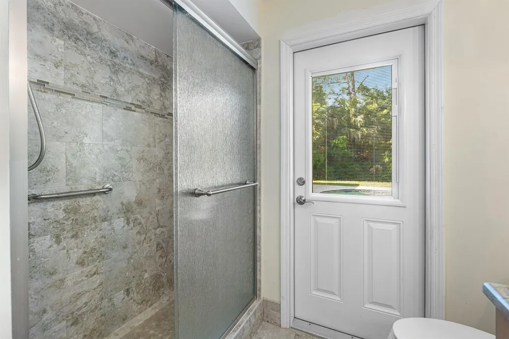 8645 Square Lake Drive Palm Beach Gardens, FL 33418