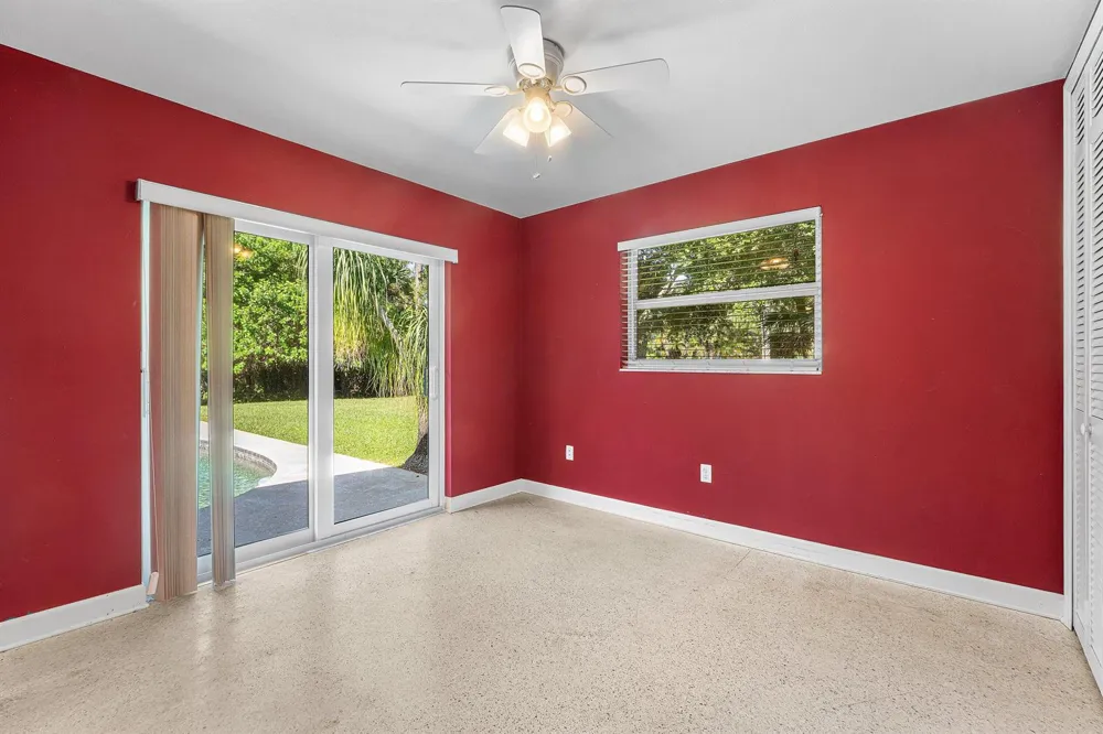 8645 Square Lake Drive Palm Beach Gardens, FL 33418