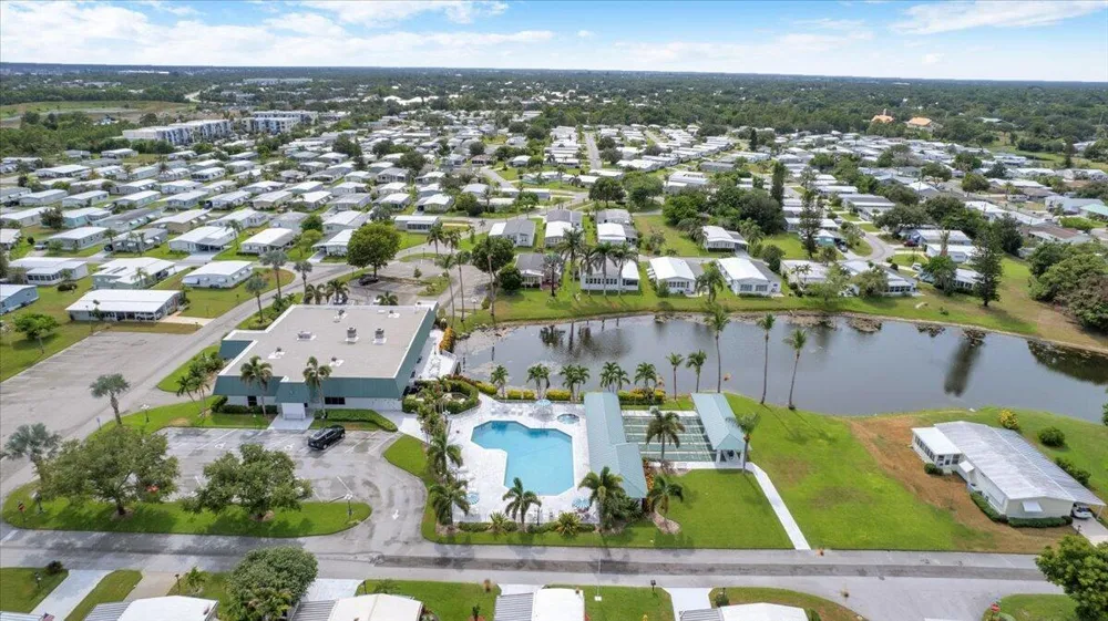 360 NE Jade Circle Jensen Beach, FL 34957