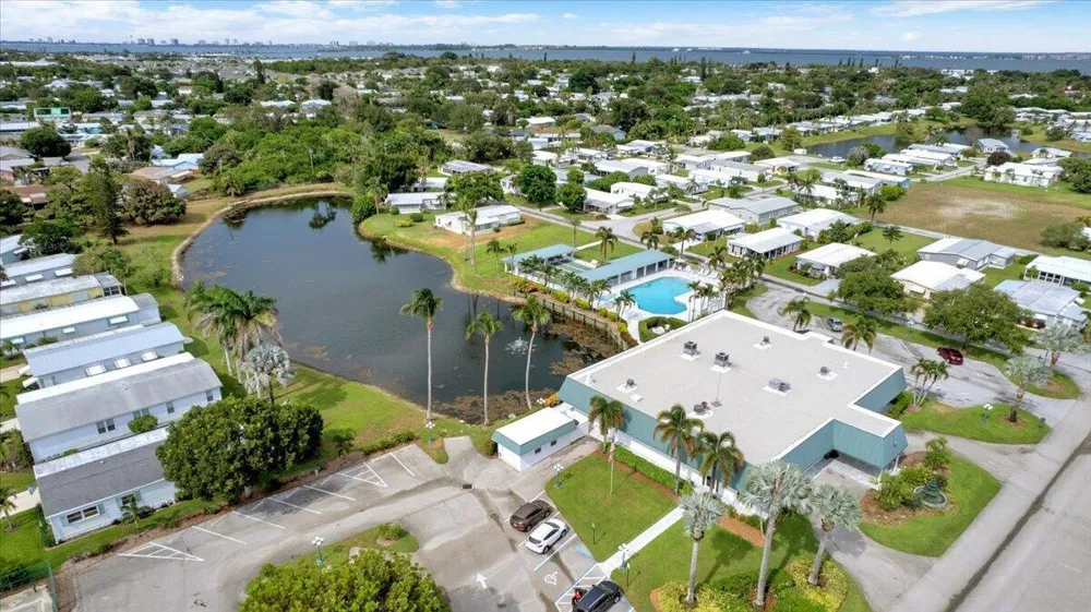 360 NE Jade Circle Jensen Beach, FL 34957