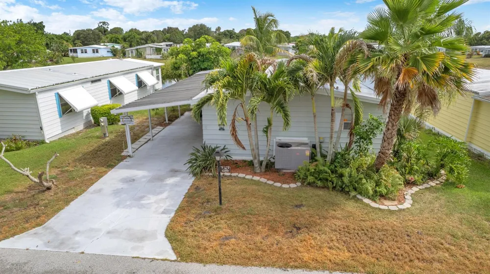 360 NE Jade Circle Jensen Beach, FL 34957