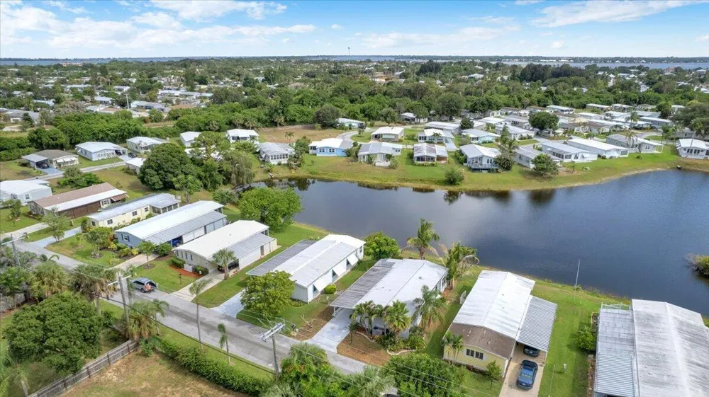 360 NE Jade Circle Jensen Beach, FL 34957