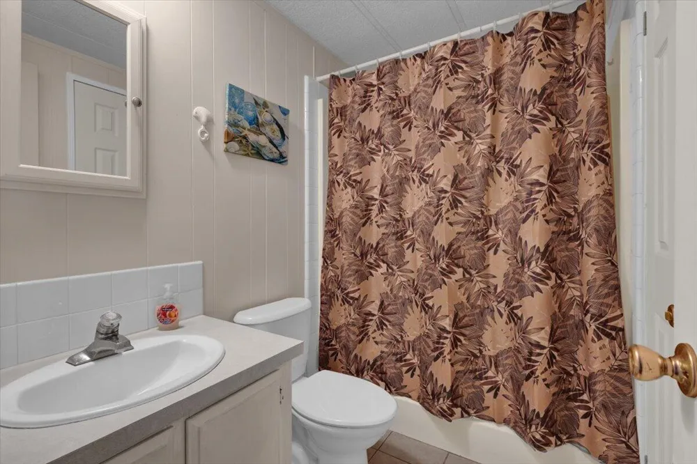 360 NE Jade Circle Jensen Beach, FL 34957