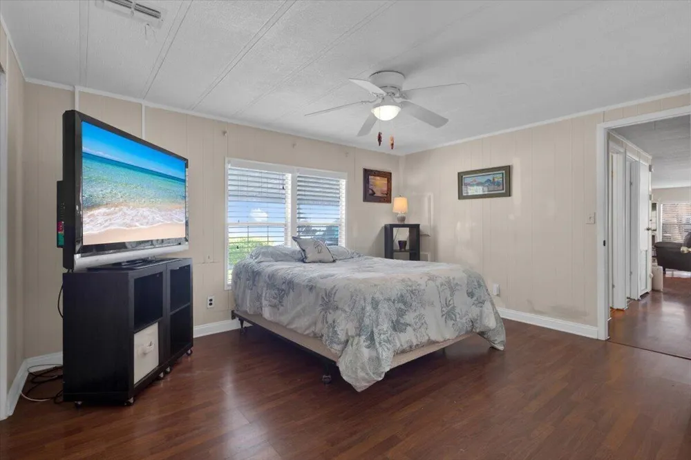 360 NE Jade Circle Jensen Beach, FL 34957
