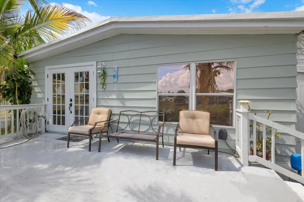 360 NE Jade Circle Jensen Beach, FL 34957