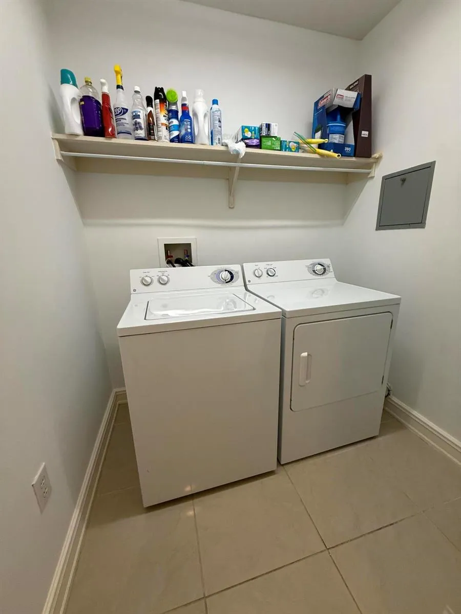16101 EMERALD ESTATES DRIVE #153 Weston, FL 33331