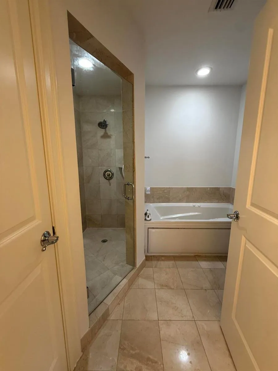 16101 EMERALD ESTATES DRIVE #153 Weston, FL 33331