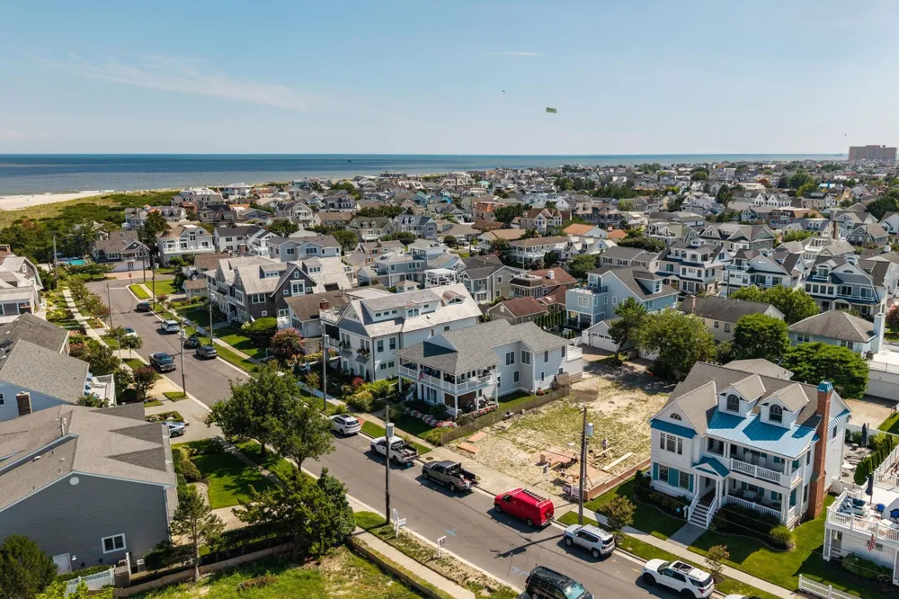 8 E Newcastle Road Ocean City, NJ 08226