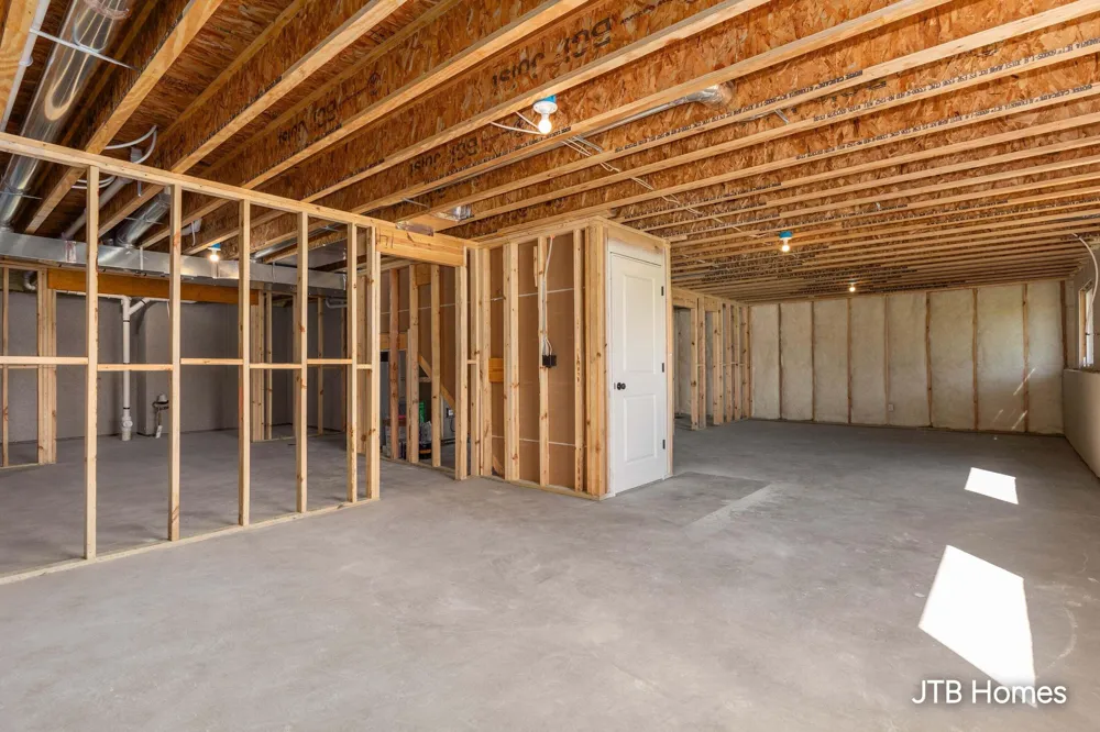 7604 Hidden Brook Lane #33 Allendale Charter Township, MI 49401