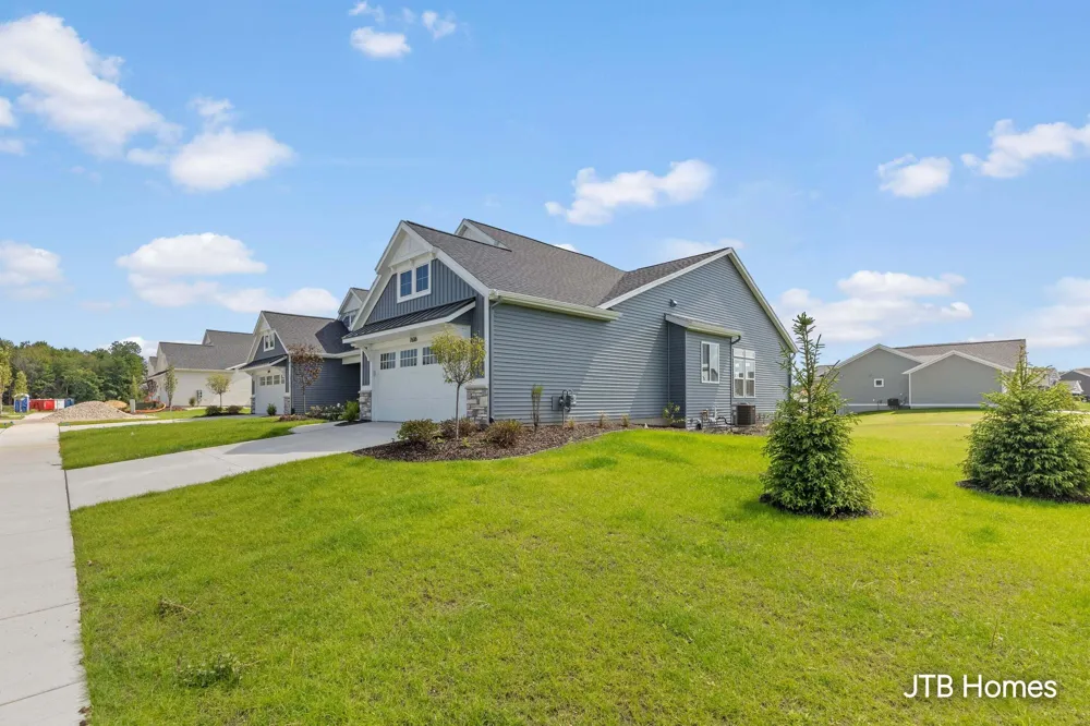 7606 Hidden Brook Lane #34 Allendale Charter Township, MI 49401