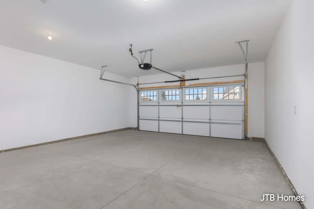 7606 Hidden Brook Lane #34 Allendale Charter Township, MI 49401