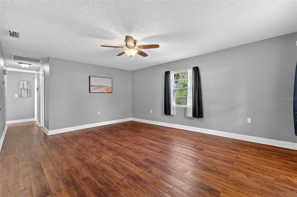 632 SWISS DRIVE Lakeland, FL 33810