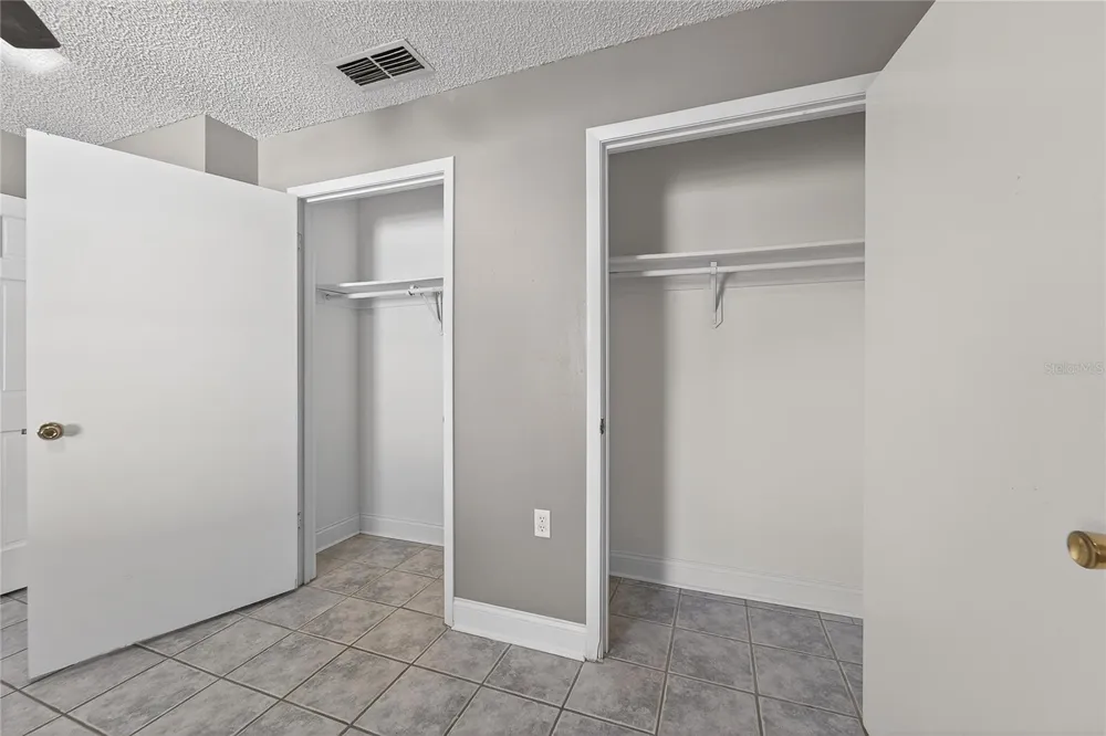 632 SWISS DRIVE Lakeland, FL 33810