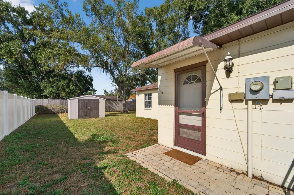632 SWISS DRIVE Lakeland, FL 33810