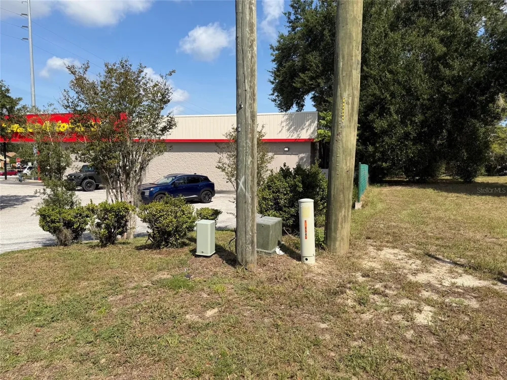 121 W LEMON STREET Lady Lake, FL 32159