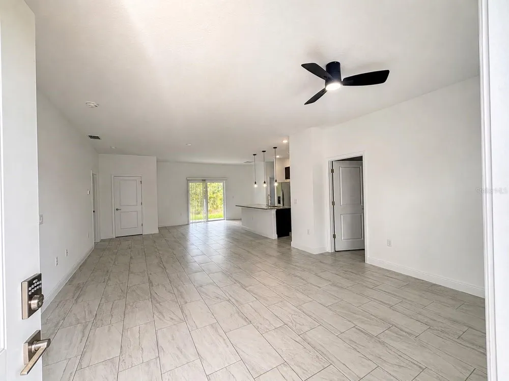 2741 W RUTLAND DRIVE Citrus Springs, FL 34433