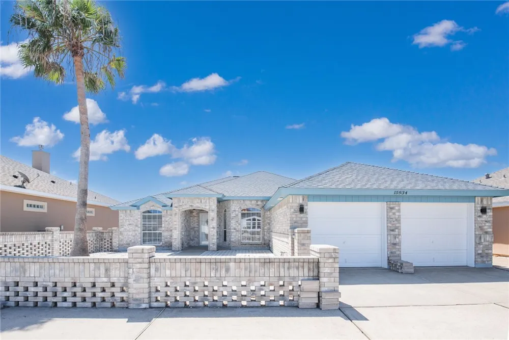 15934 Palo Seco Drive Corpus Christi, TX 78418