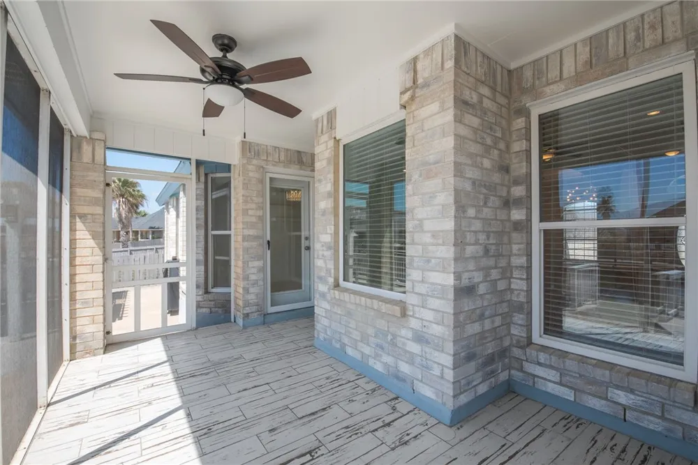 15934 Palo Seco Drive Corpus Christi, TX 78418