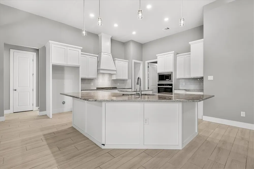 1469 Dragonstone Court Corpus Christi, TX 78415