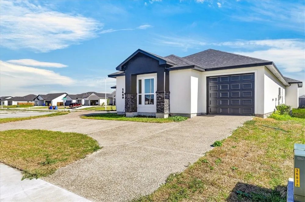 1469 Dragonstone Court Corpus Christi, TX 78415
