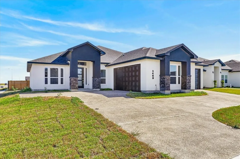 1469 Dragonstone Court Corpus Christi, TX 78415