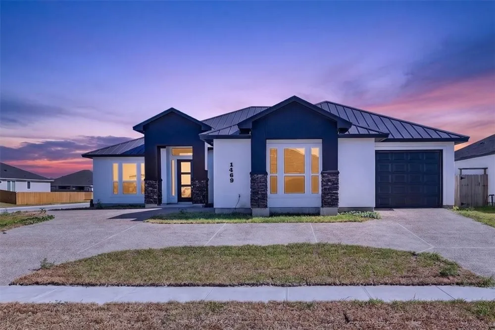 1469 Dragonstone Court Corpus Christi, TX 78415