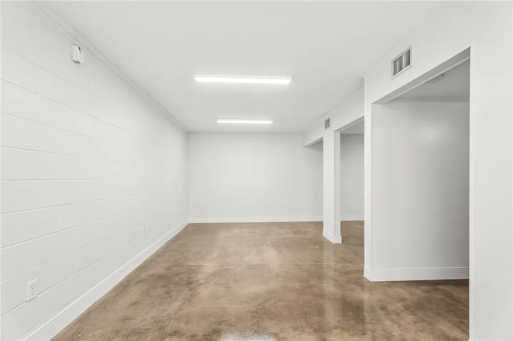 604 W Broadway Avenue Portland, TX 78374