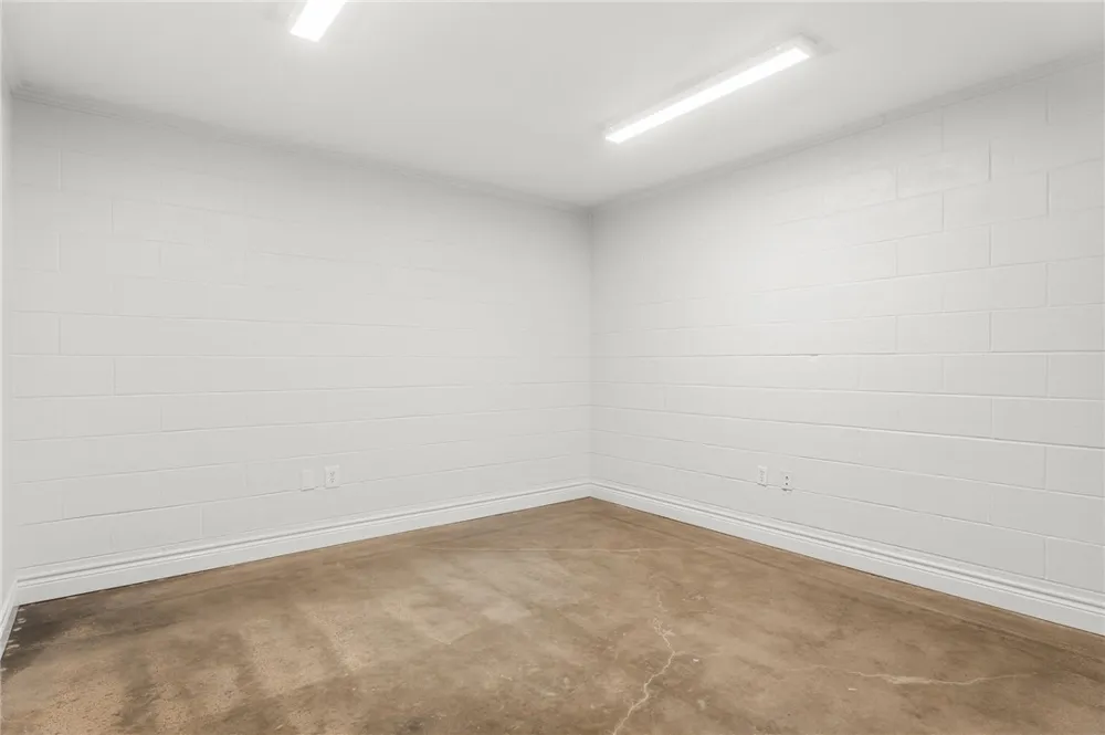 604 W Broadway Avenue Portland, TX 78374