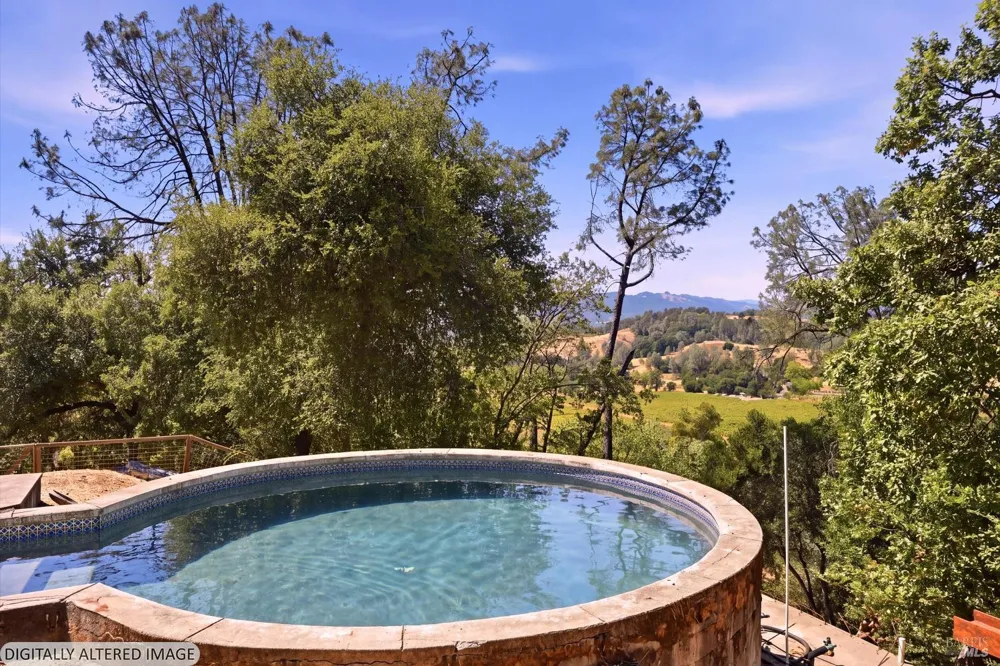 26801 Oak Knoll Terrace Cloverdale, CA 95425
