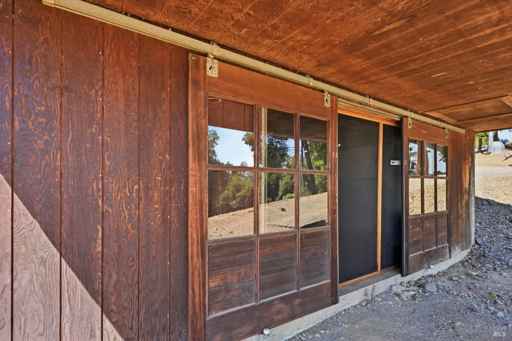26801 Oak Knoll Terrace Cloverdale, CA 95425