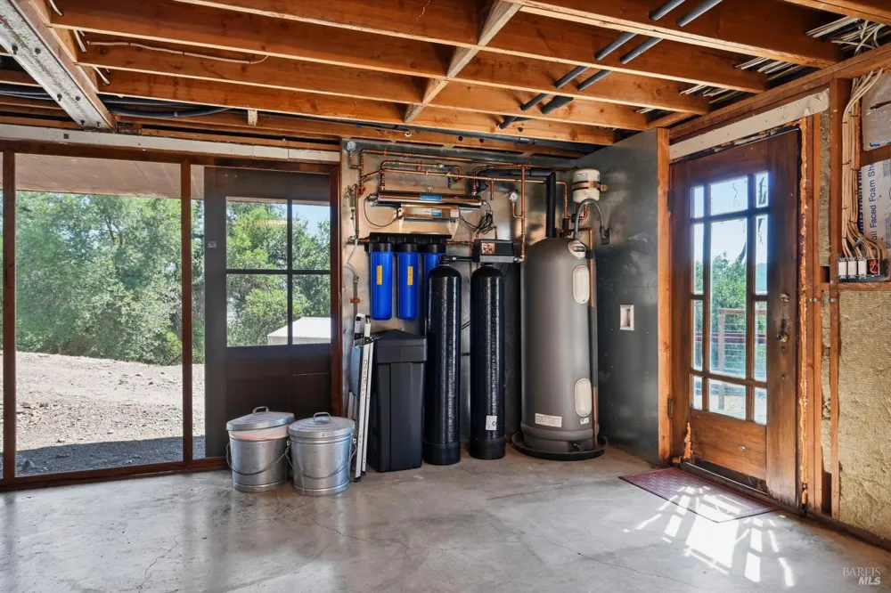 26801 Oak Knoll Terrace Cloverdale, CA 95425