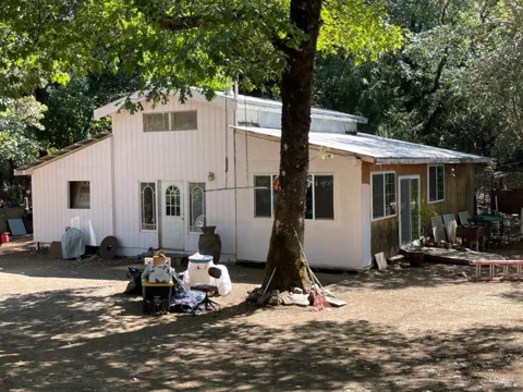 3490 Laytonville Dos Rios Road