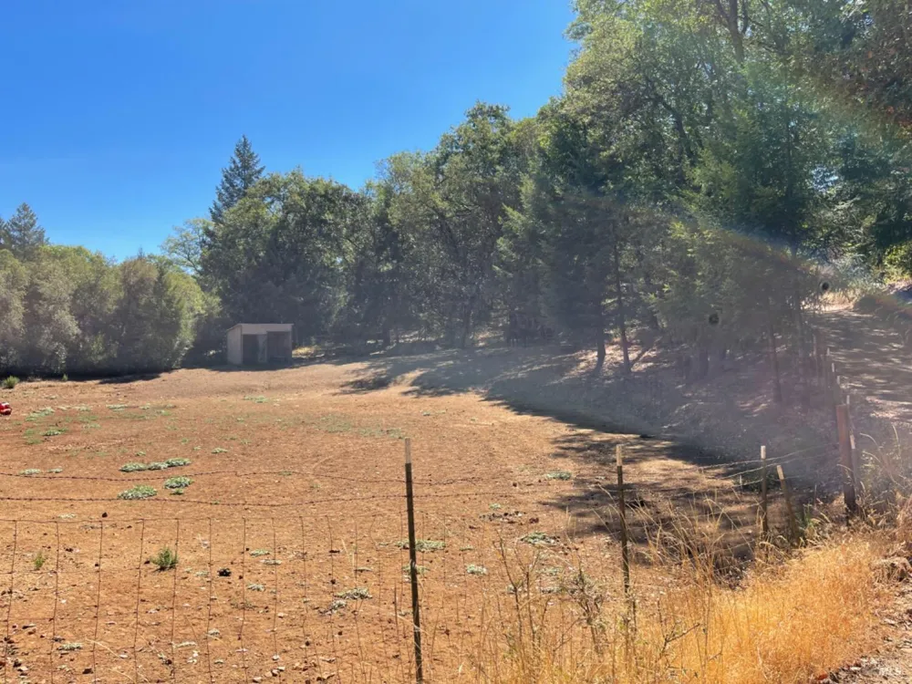 3490 Laytonville Dos Rios Road Laytonville, CA 95454