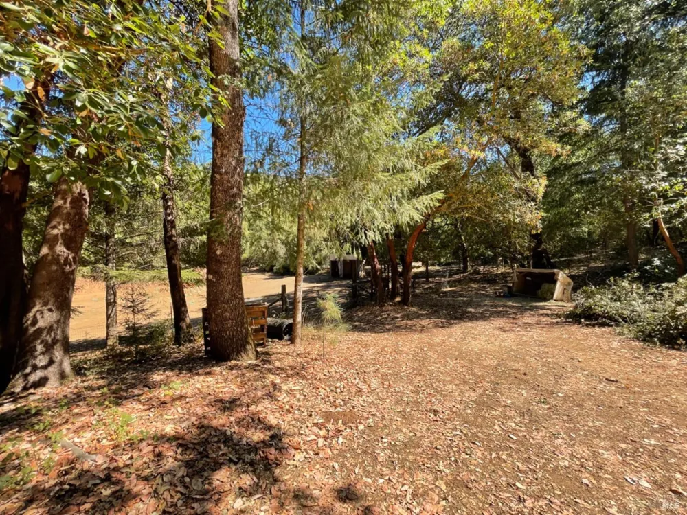 3490 Laytonville Dos Rios Road Laytonville, CA 95454