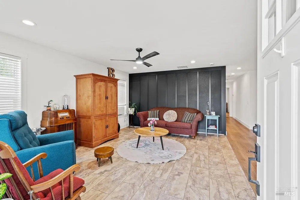 162 Redwing Drive Santa Rosa, CA 95409