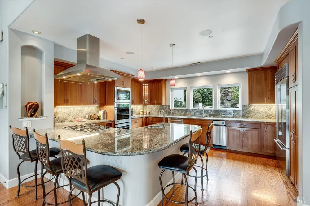 26 Old Coach Road Napa, CA 94558