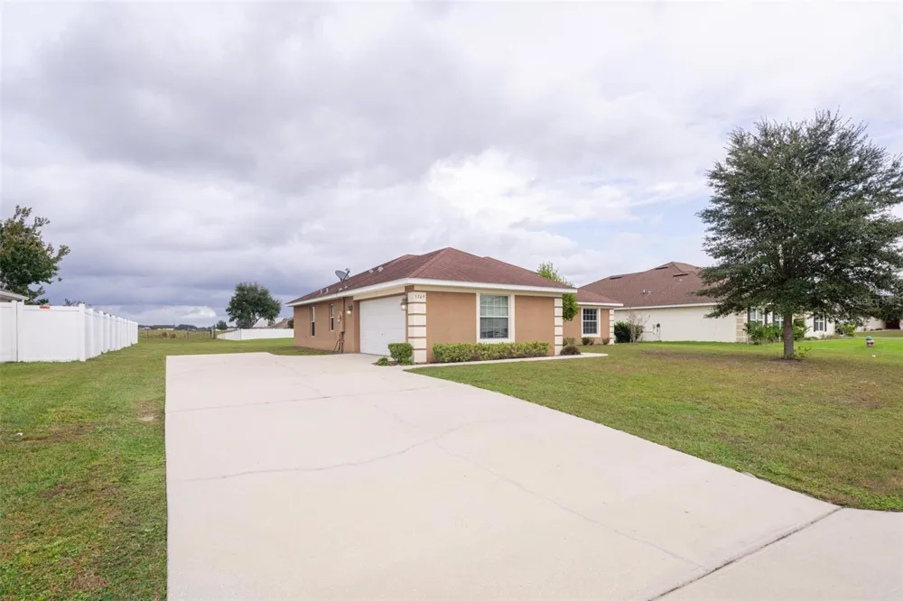 5749 SW 98TH PLACE ocala, FL 34476
