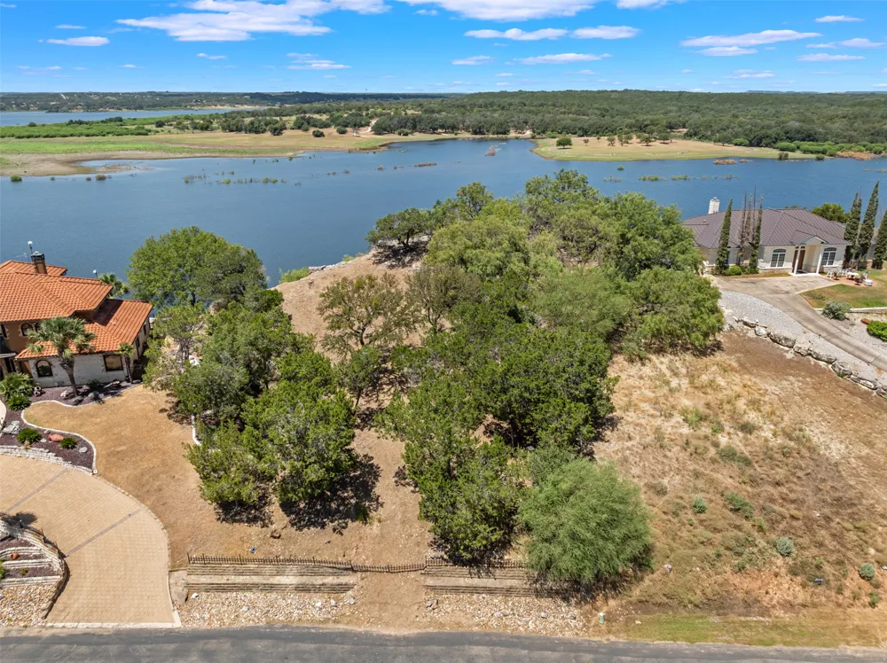 335 Harbor Drive Spicewood, TX 78669