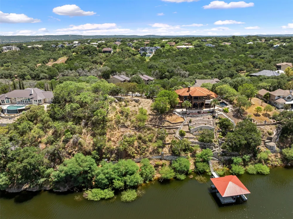 335 Harbor Drive Spicewood, TX 78669