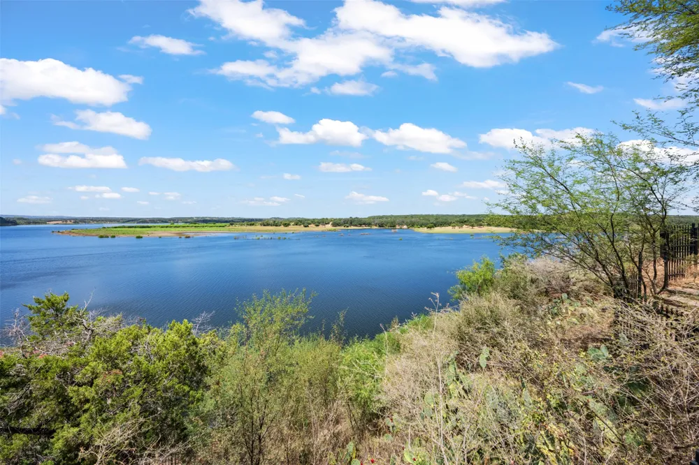 335 Harbor Drive Spicewood, TX 78669