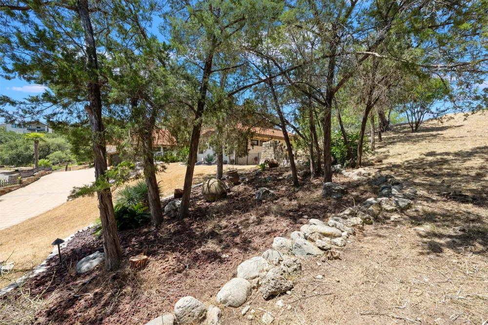 335 Harbor Drive Spicewood, TX 78669