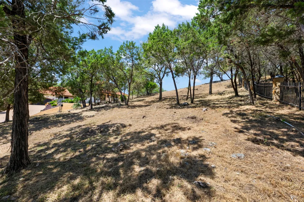 335 Harbor Drive Spicewood, TX 78669