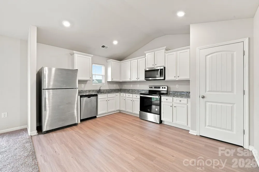 3325 Brighton Drive Gastonia, NC 28052