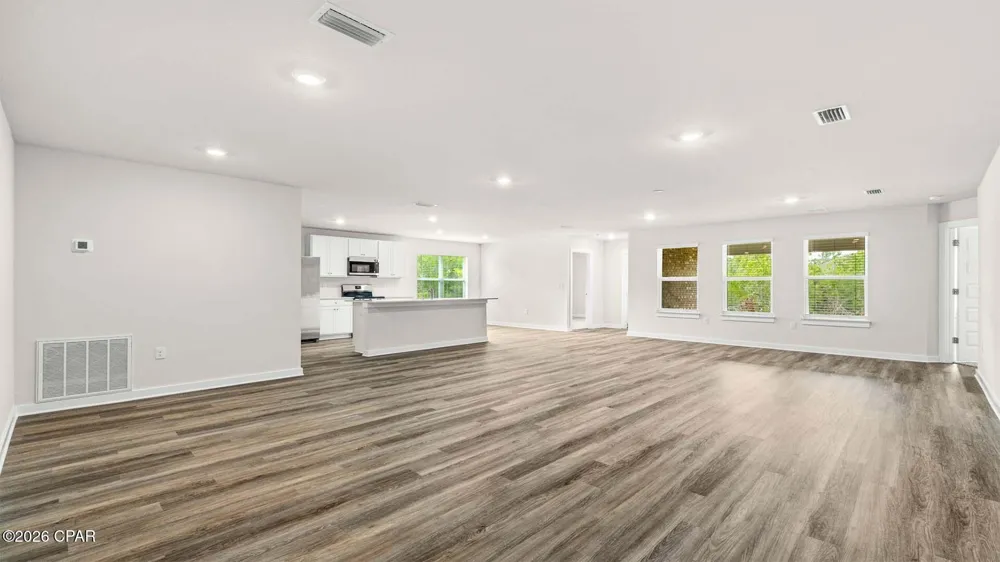 4059 Falcon Drive Chipley, FL 32428