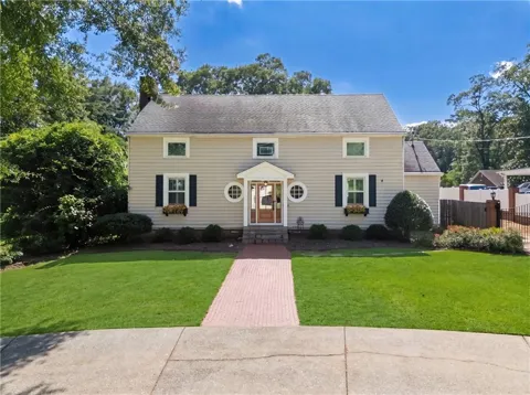 711 Maple Drive
