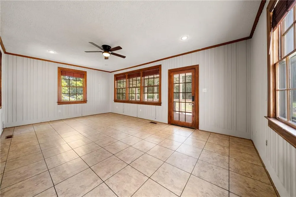 711 Maple Drive Griffin, GA 30224