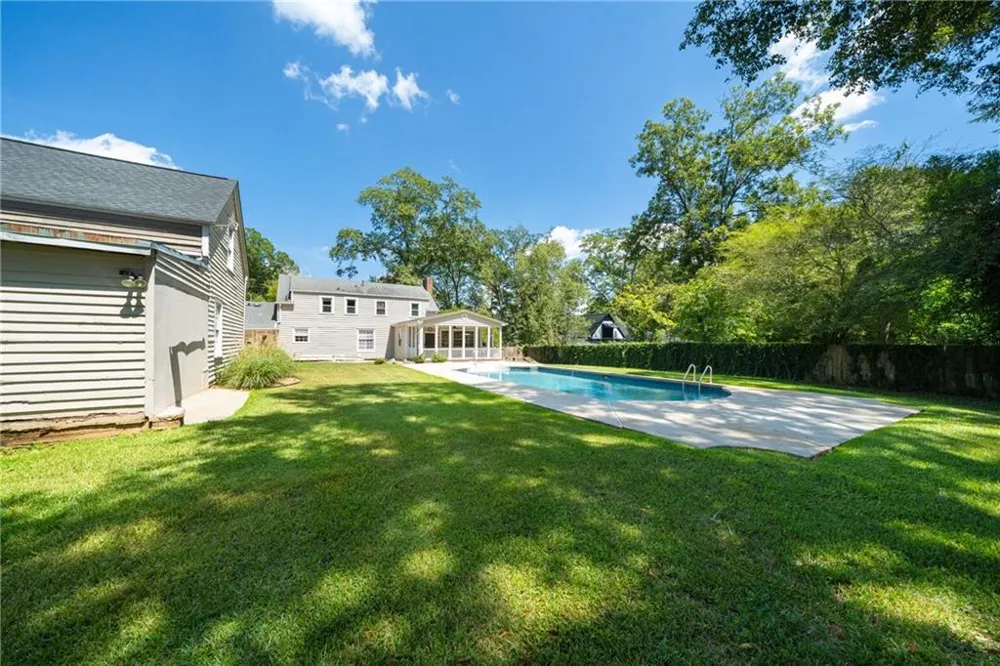 711 Maple Drive Griffin, GA 30224