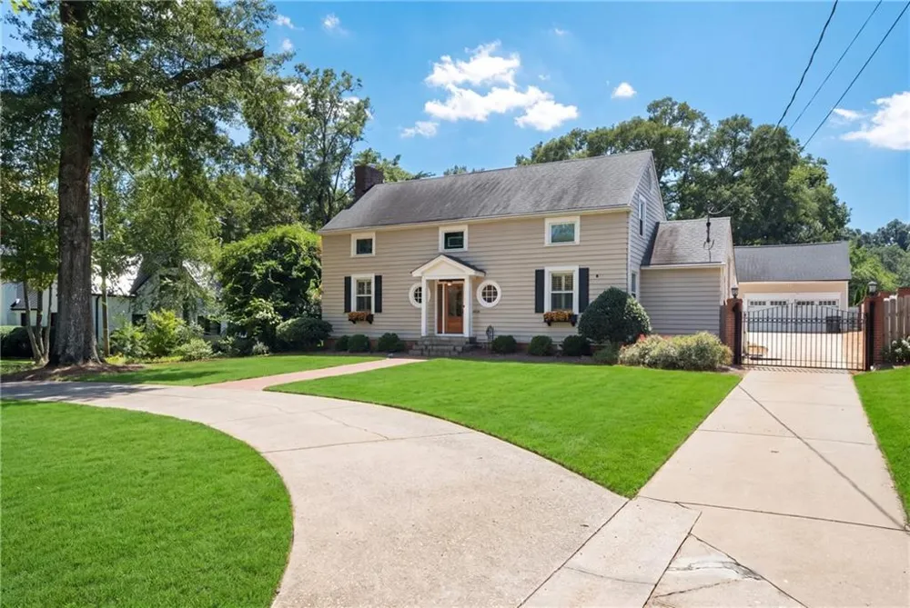 711 Maple Drive Griffin, GA 30224