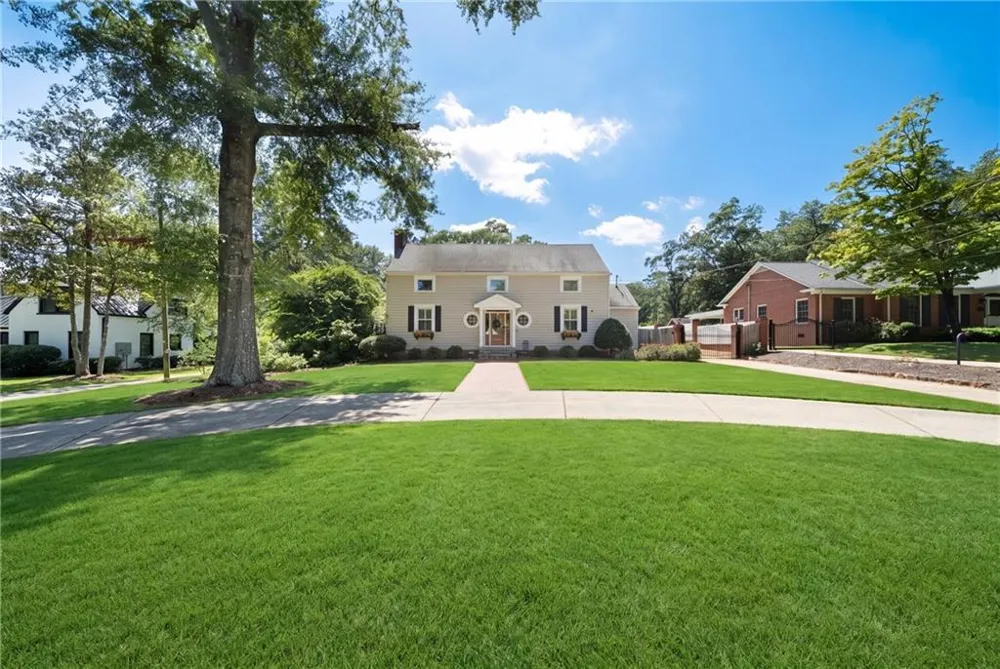 711 Maple Drive Griffin, GA 30224